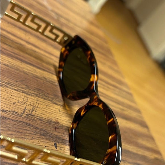 Versace Tortoiseshell Sunglasses with Gold Accents - Picture 7 of 10